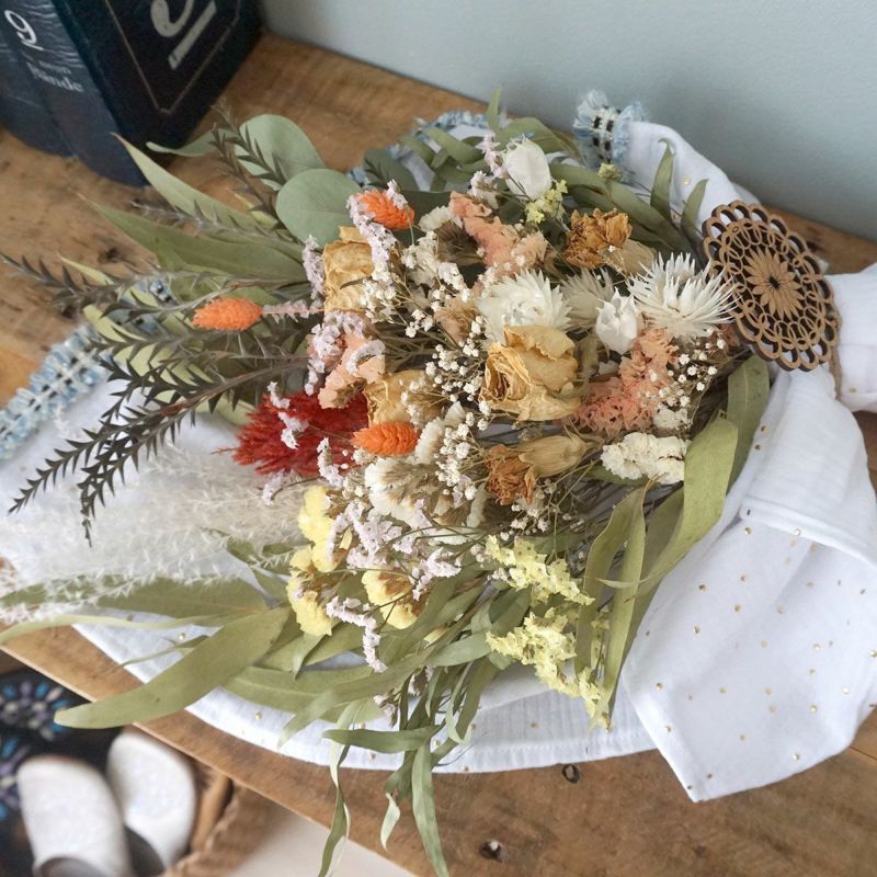ドライフラワー スターフラワー　カスミソウ　花束　結婚式 結婚祝いのプレゼントにおすすめ】スターチス・カスミソウ